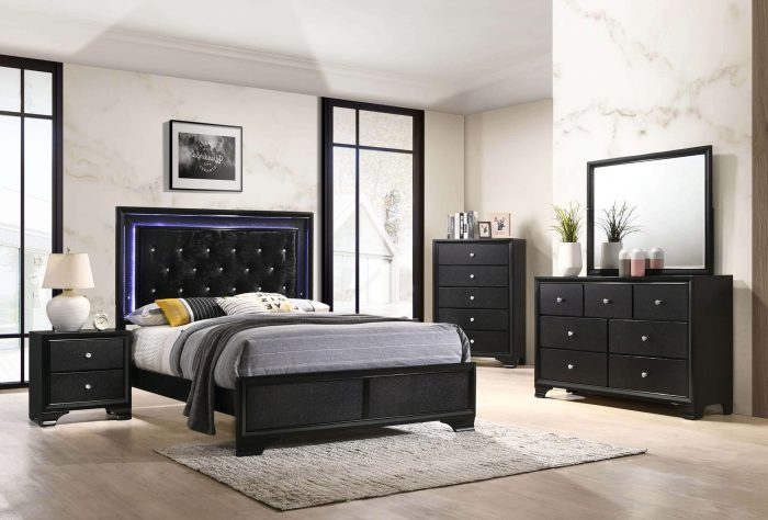 How to decorate a bedroom using black furniture