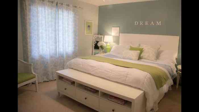 How to decorate a bedroom on the cheap