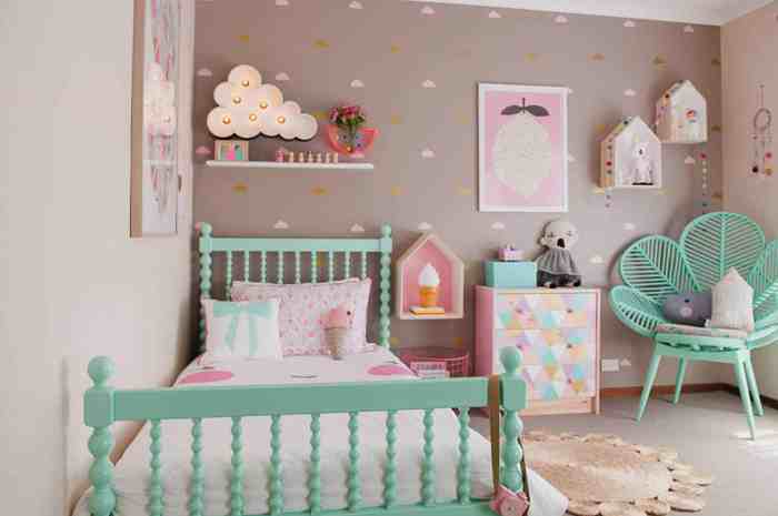 How to decorate a 1 year old bedroom